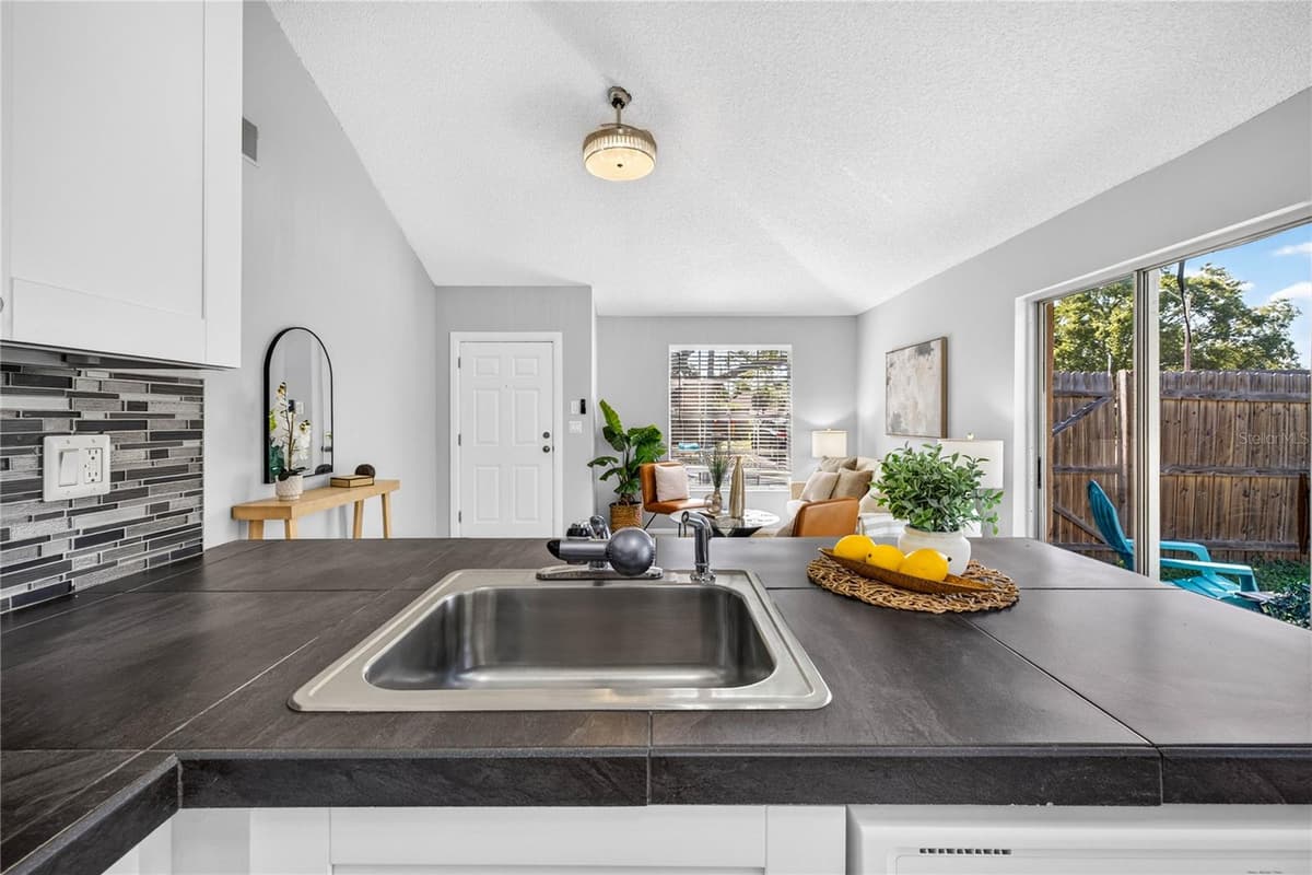 3610 SAMMY COURT — photo 10 of 45