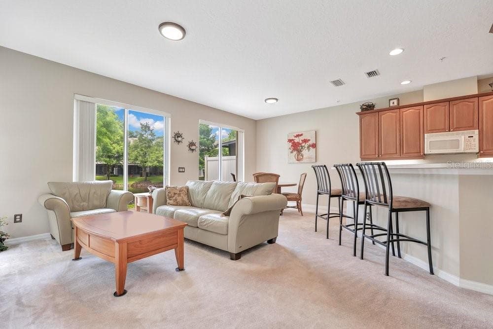 617 PINEBRANCH CIRCLE — photo 3 of 36