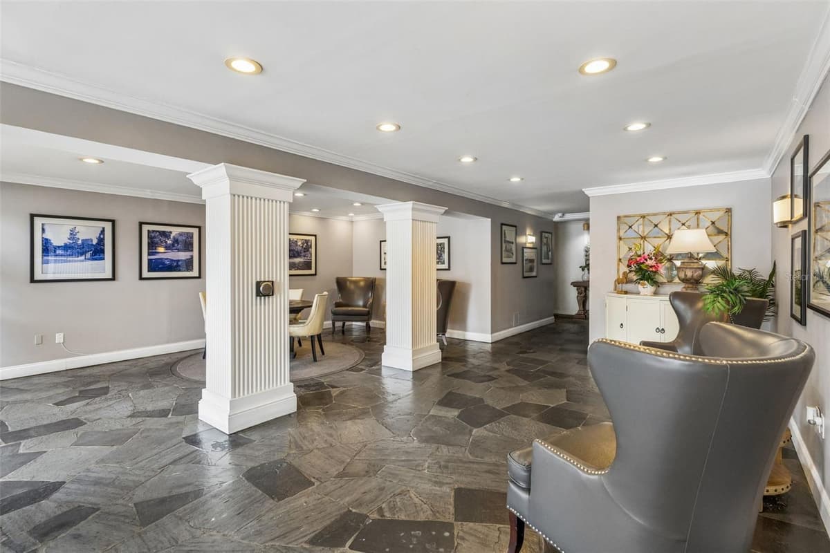 1100 DELANEY AVENUE — photo 42 of 52