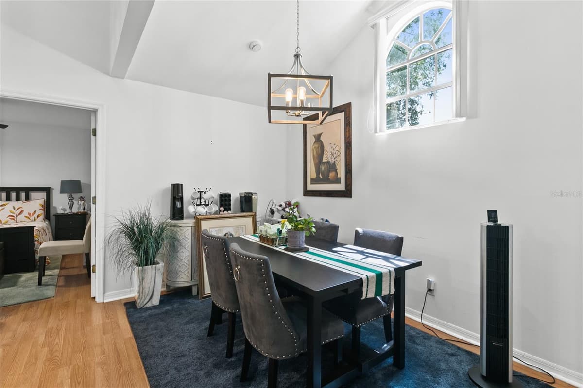962 NEWCASTLE CIRCLE — photo 4 of 25
