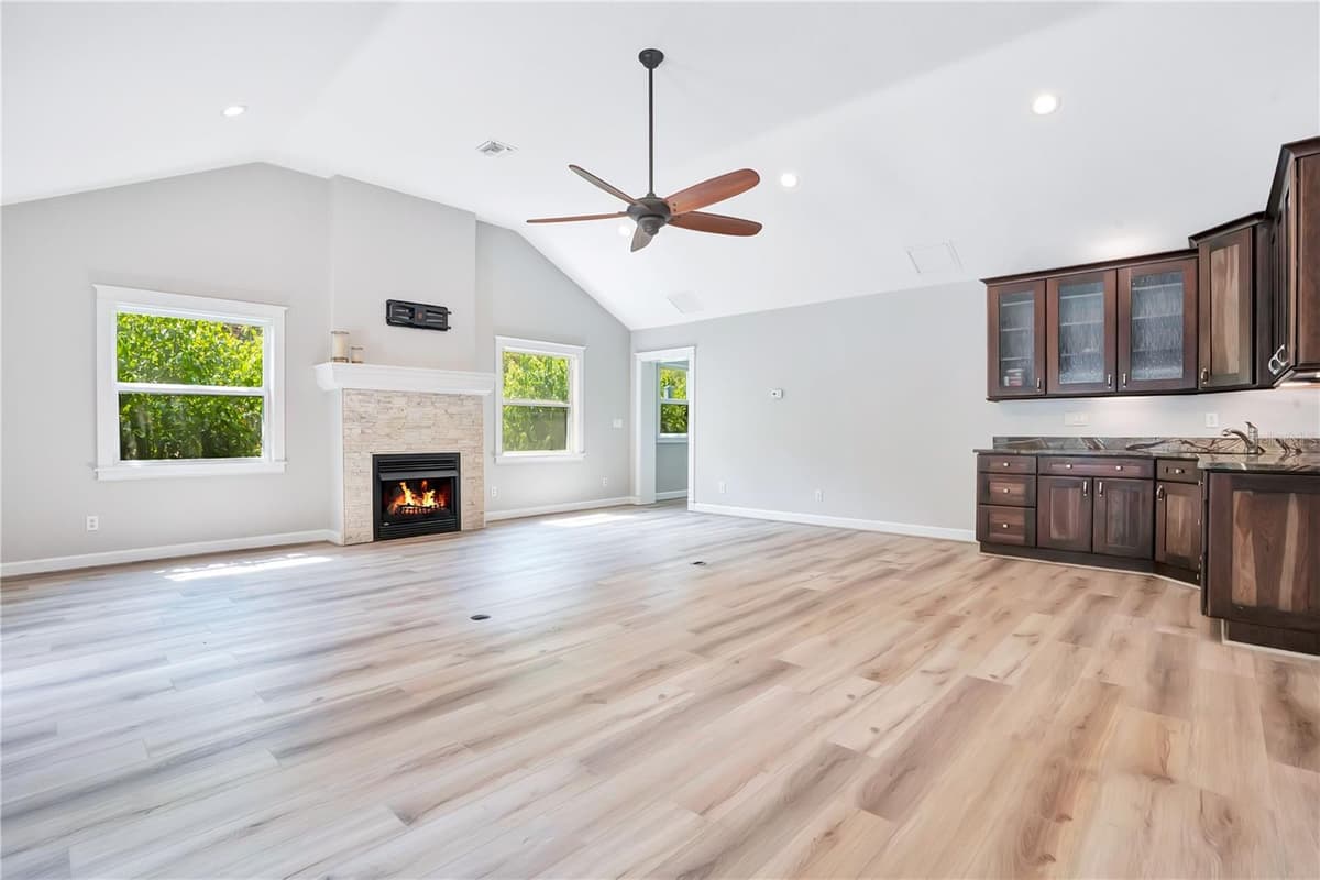 41832 CARRIE LANE — photo 7 of 80
