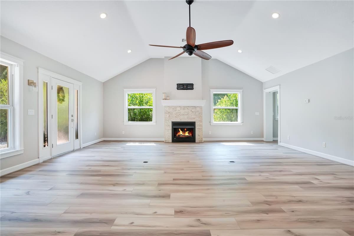 41832 CARRIE LANE — photo 8 of 80