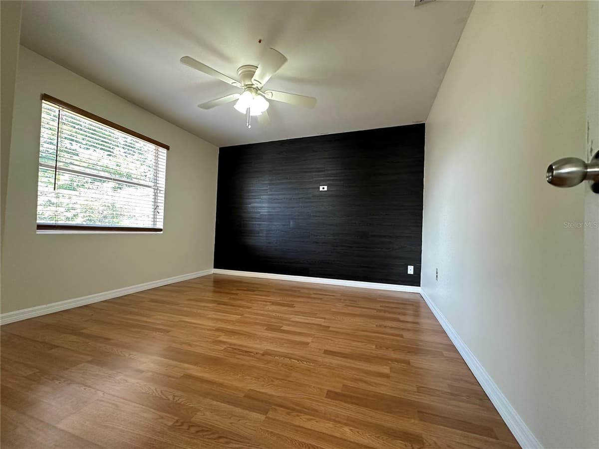 3313 BRIAR CLIFF DRIVE — photo 18 of 25