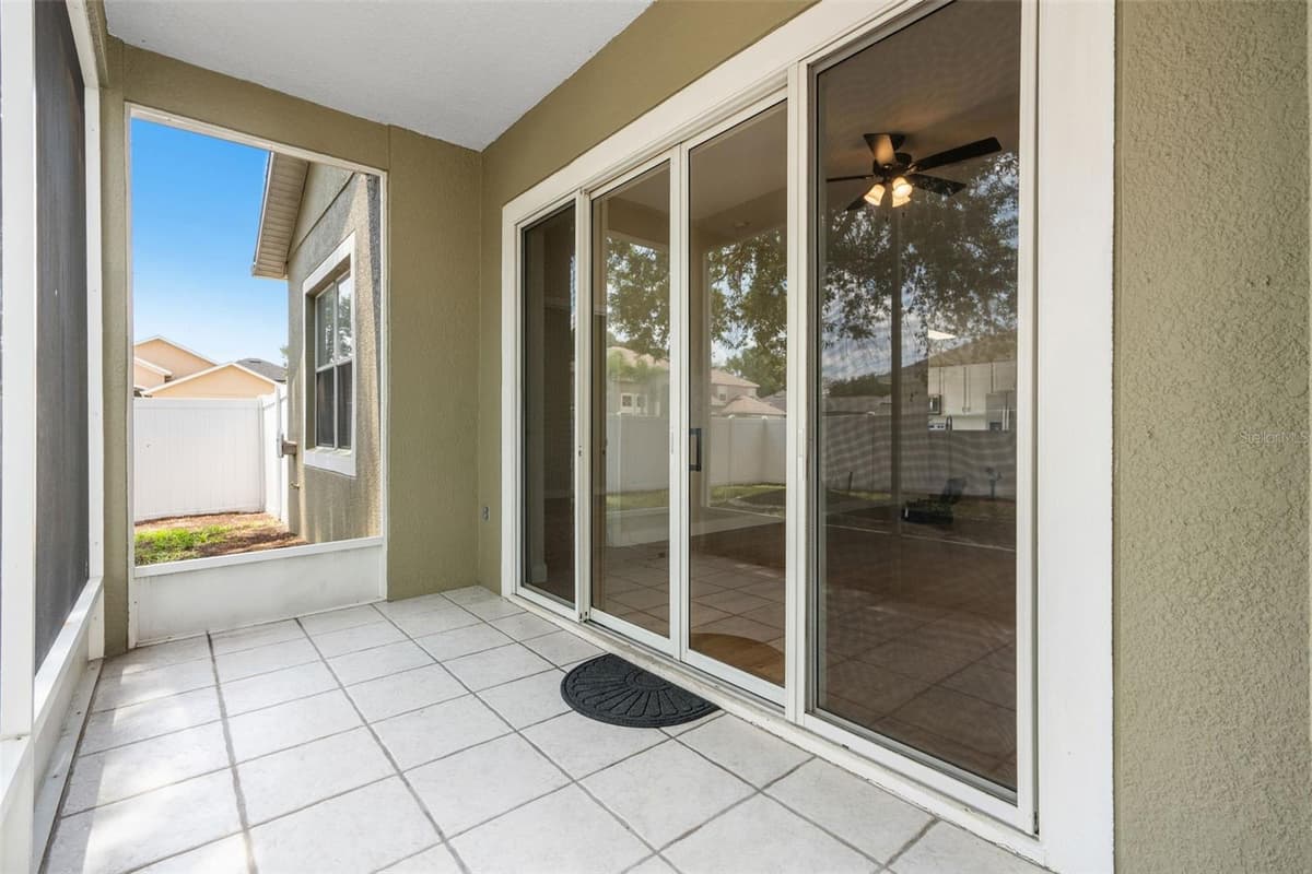 478 SYCAMORE SPRINGS STREET — photo 33 of 42