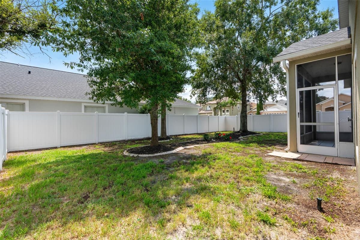 478 SYCAMORE SPRINGS STREET — photo 34 of 42