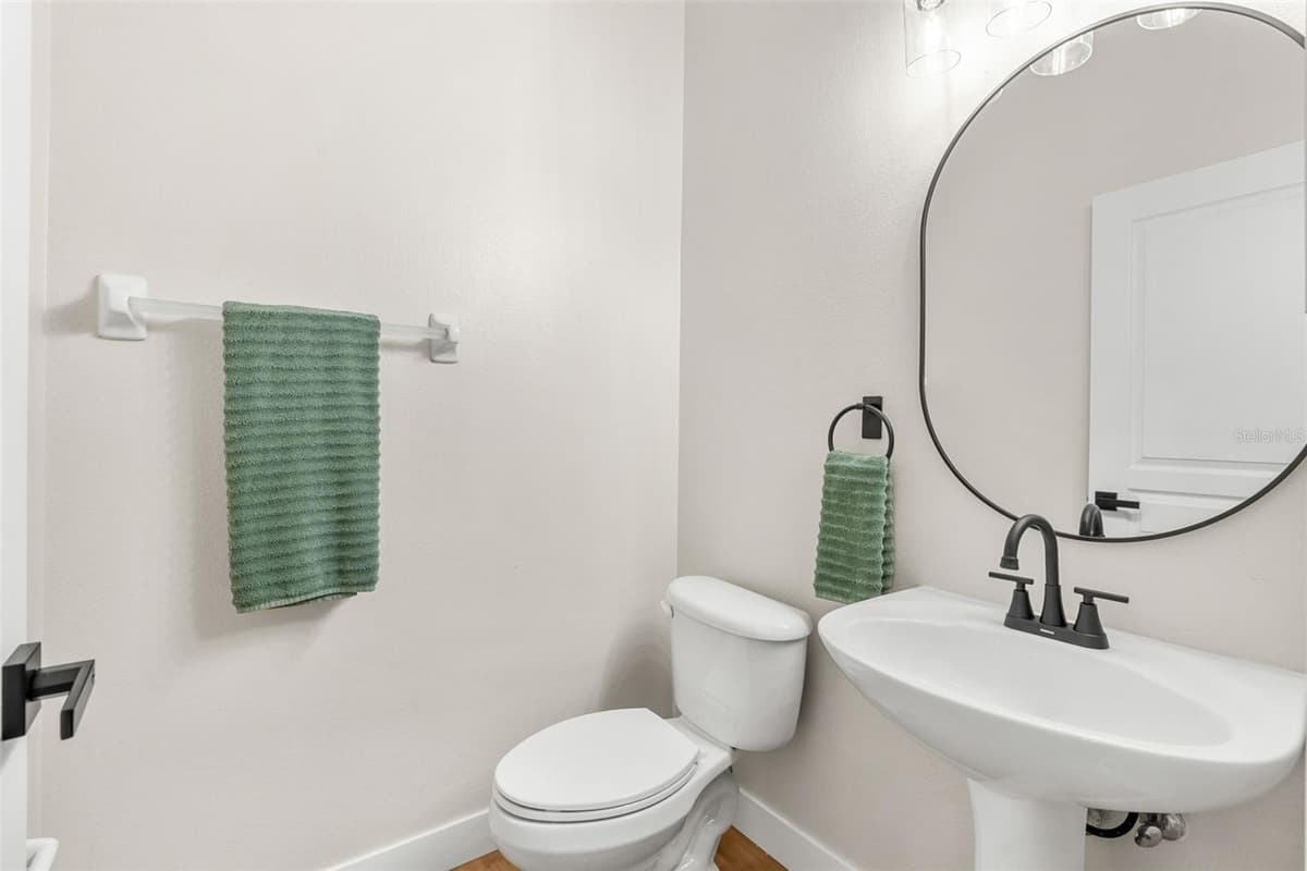 478 SYCAMORE SPRINGS STREET — photo 26 of 42