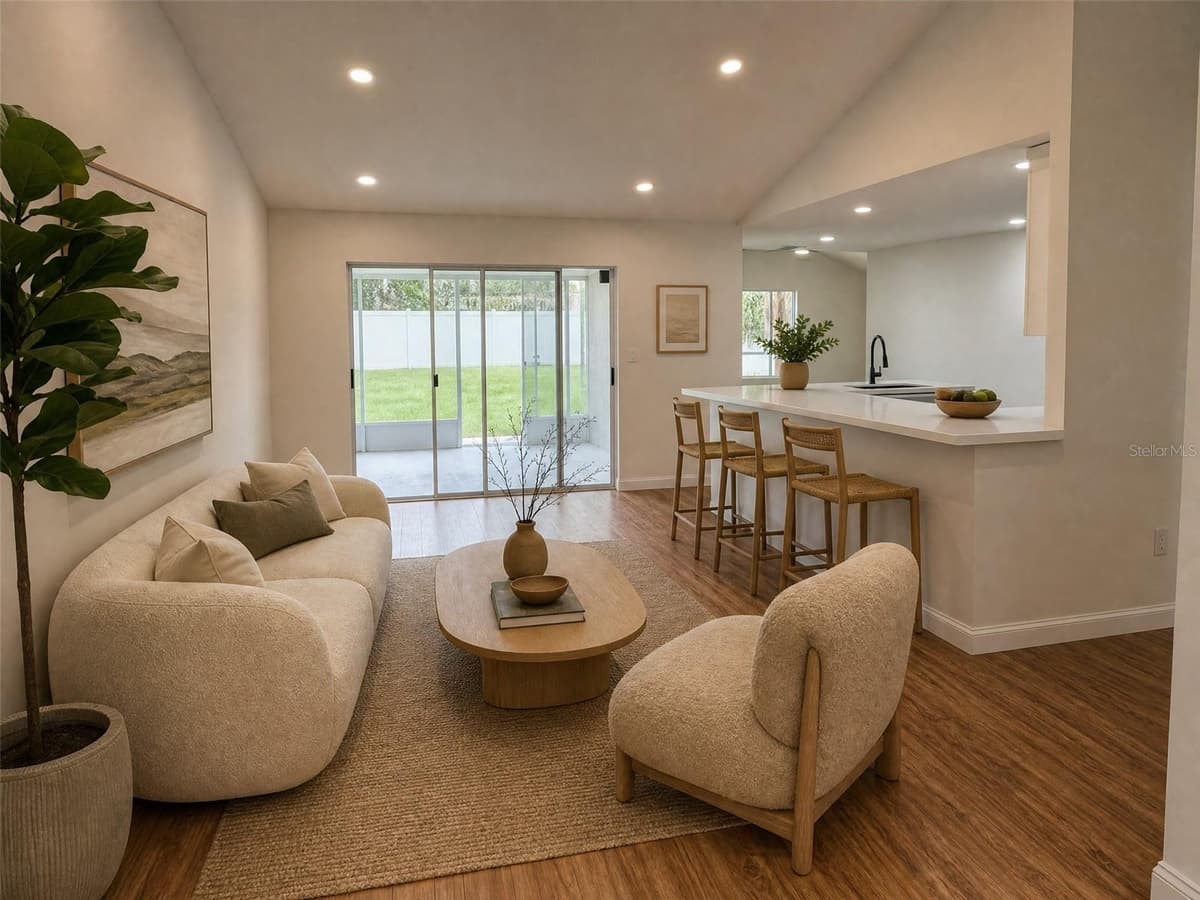 9207 MILL CIRCLE — photo 4 of 24