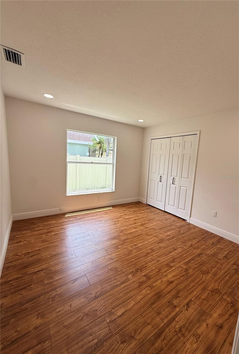 9207 MILL CIRCLE — photo 15 of 24