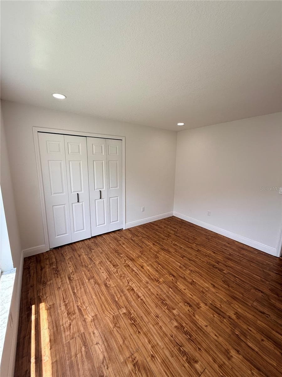9207 MILL CIRCLE — photo 16 of 24