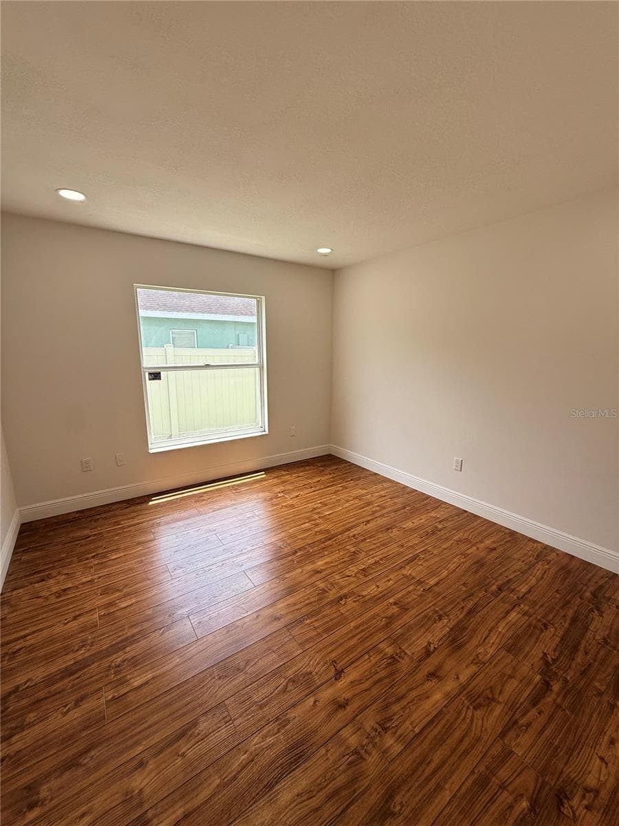 9207 MILL CIRCLE — photo 14 of 24