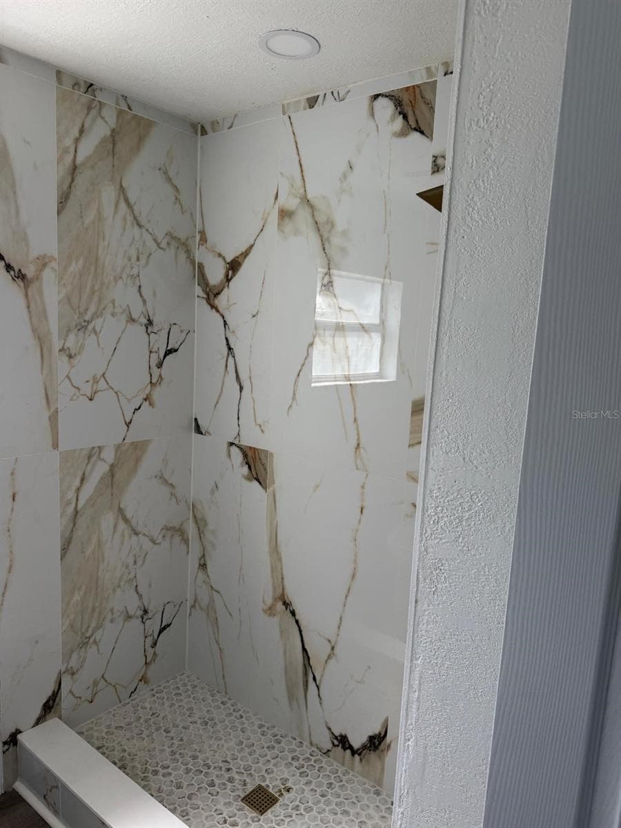 4416 COBIA DRIVE — photo 18 of 79