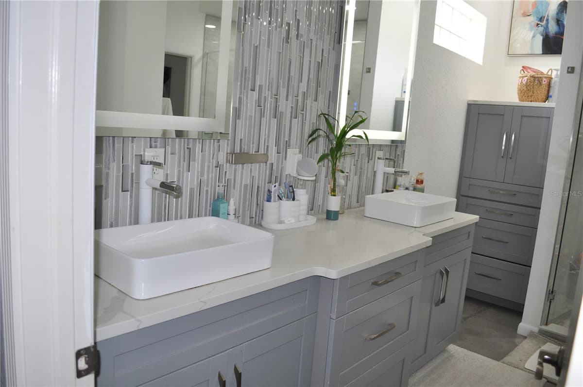 1842 RIDGELAKE COURT — photo 12 of 15