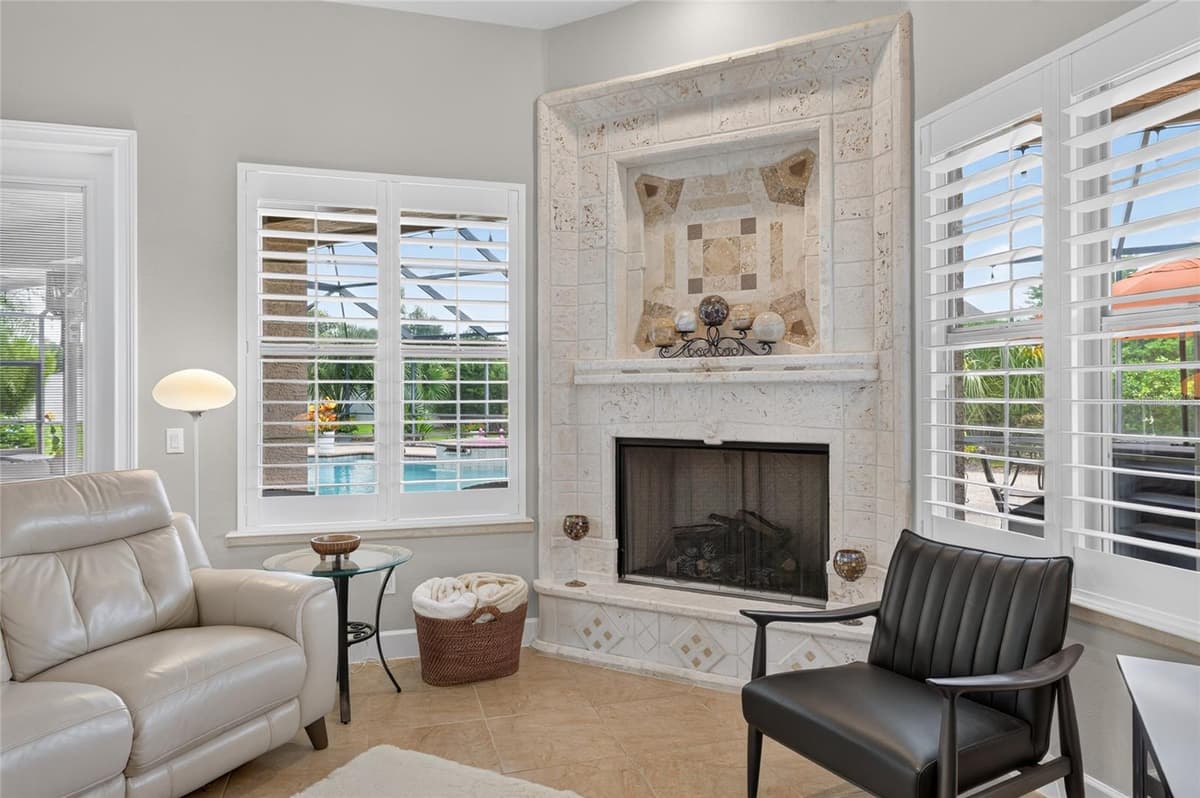 3986 43RD CIRCLE — photo 33 of 100