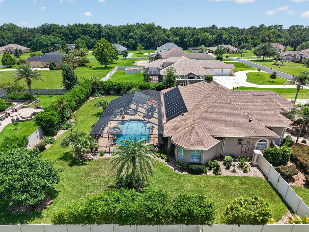 3986 43RD CIRCLE — photo 4 of 100