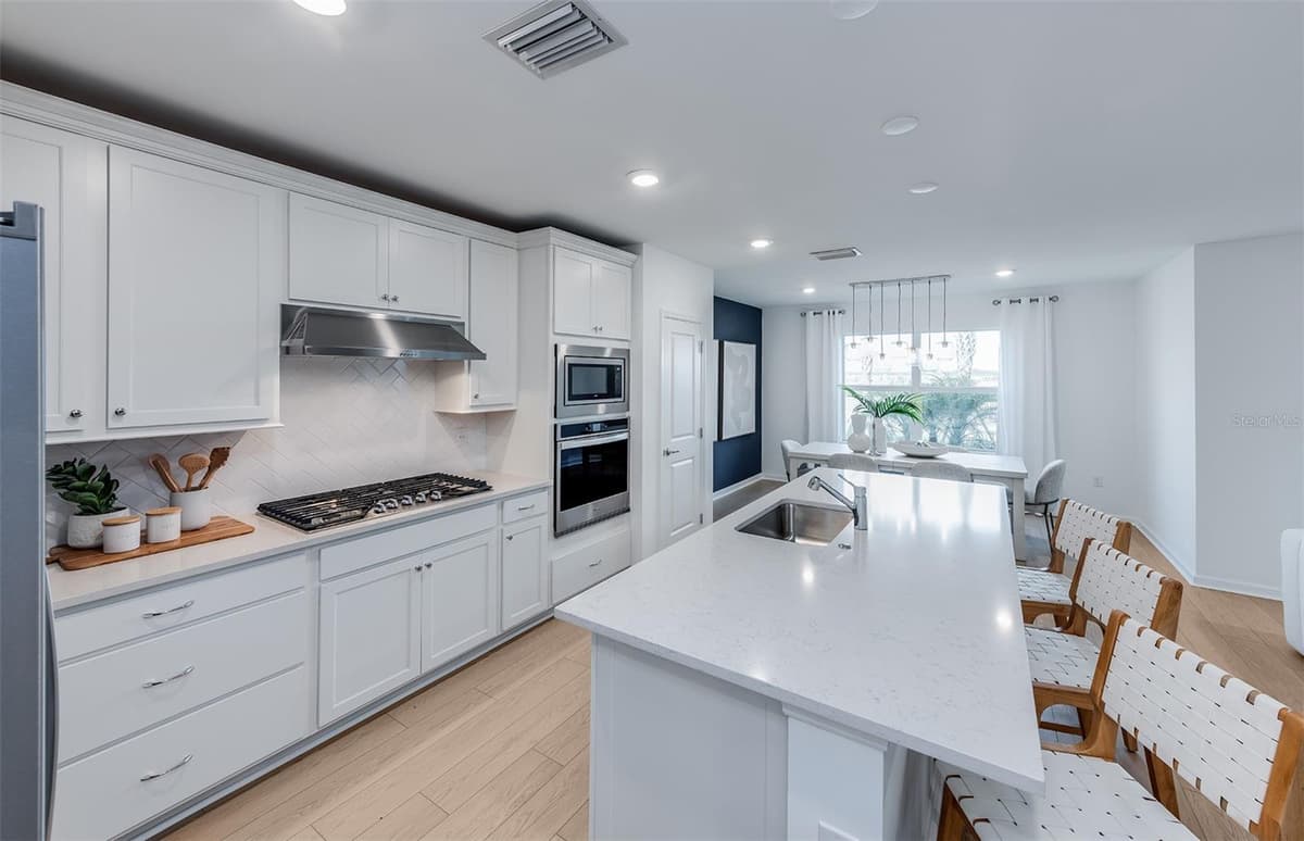 3948 MARBURY COURT — photo 6 of 12
