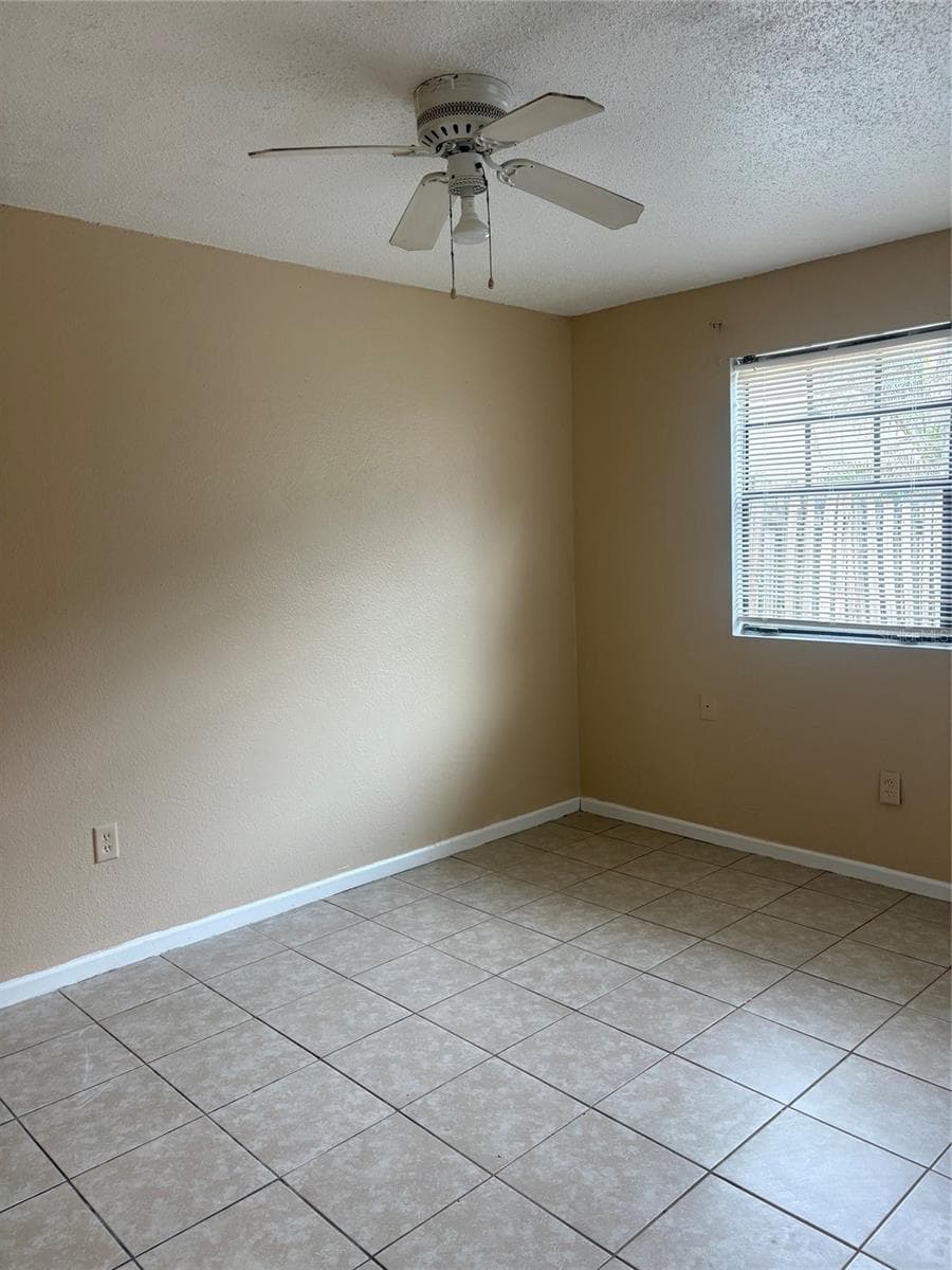 203 POINSETTIA PINE COURT — photo 4 of 17