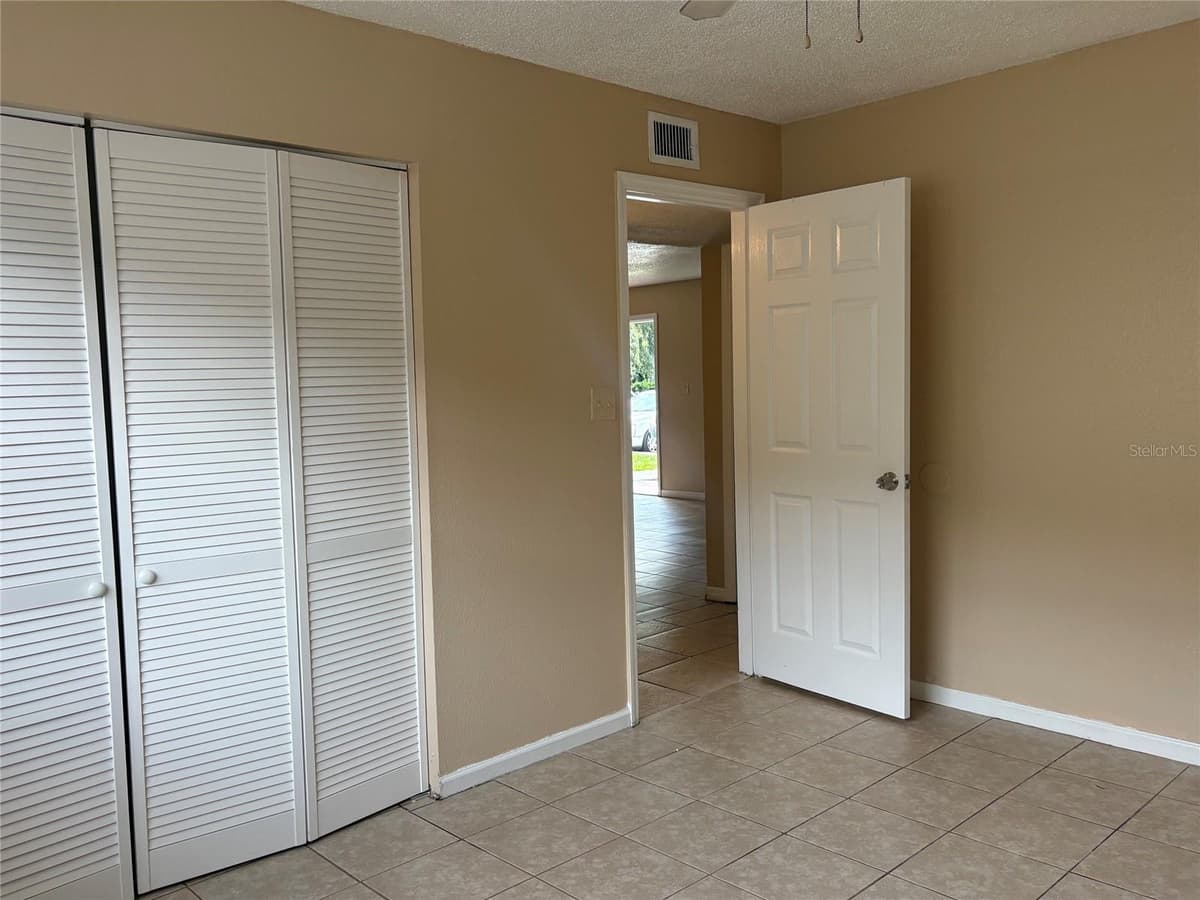 203 POINSETTIA PINE COURT — photo 3 of 17