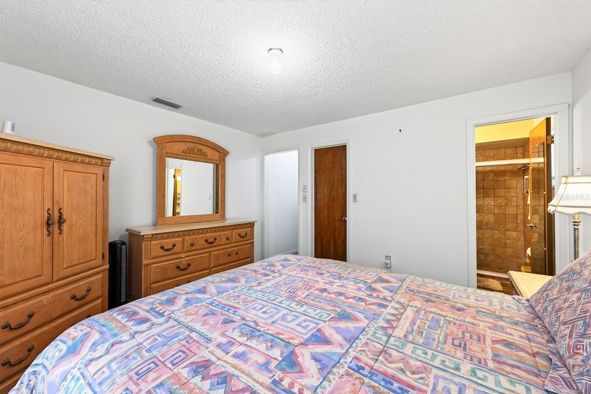 1809 STRICKLAND AVENUE — photo 13 of 40