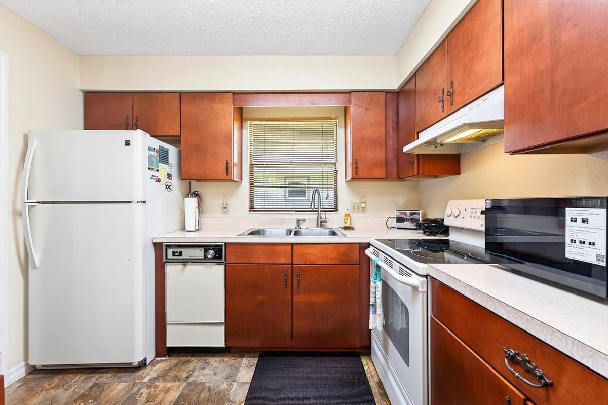 1809 STRICKLAND AVENUE — photo 19 of 40