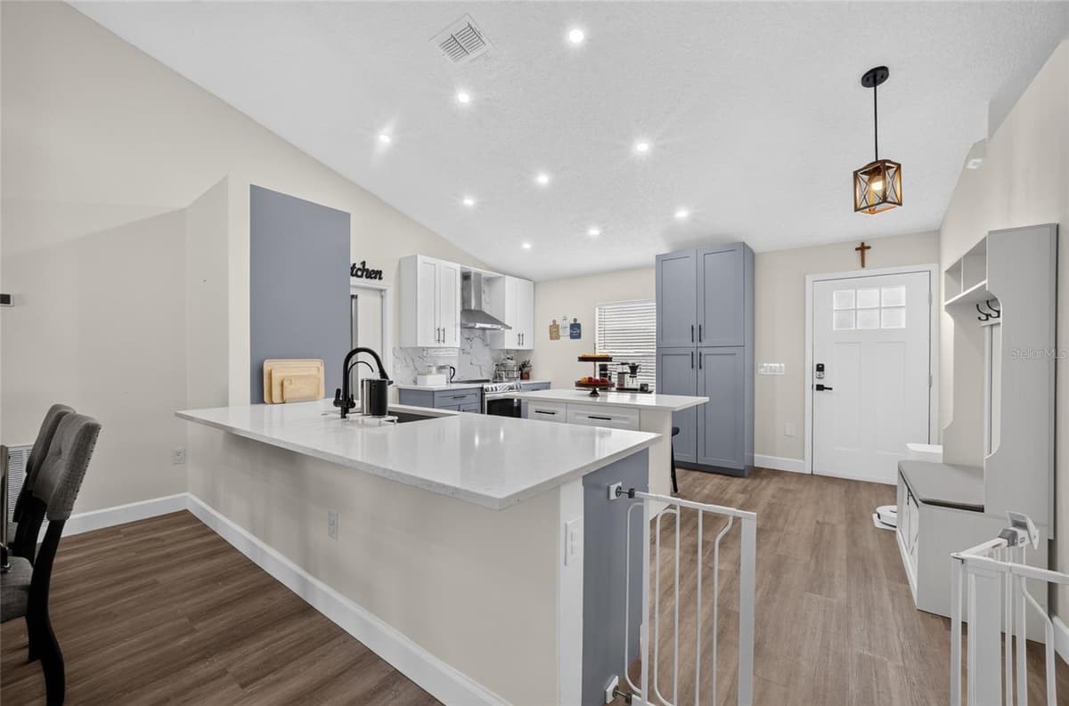 2918 CHALMER STREET — photo 15 of 45