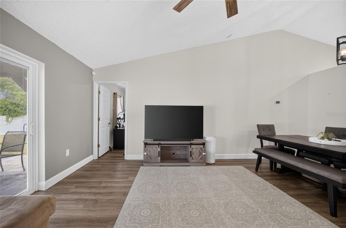 2918 CHALMER STREET — photo 17 of 45