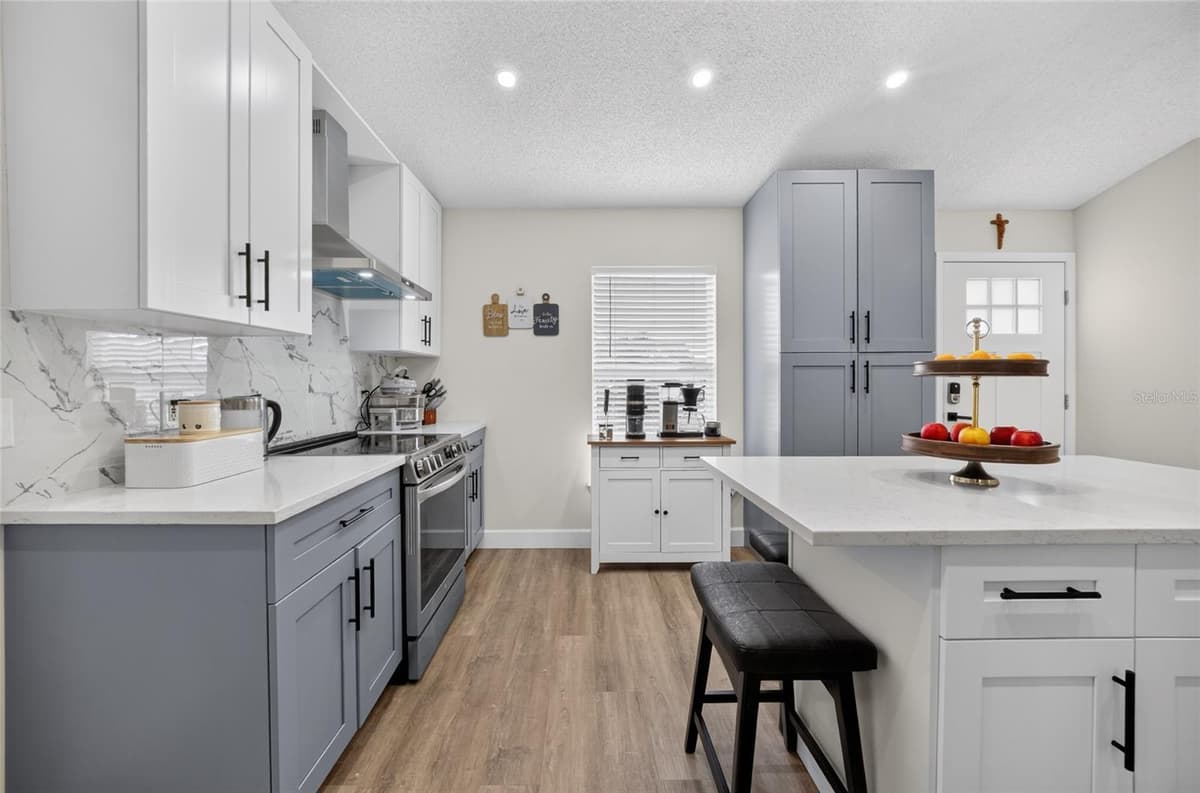 2918 CHALMER STREET — photo 14 of 45