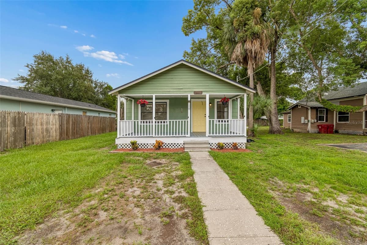 1310 FRANKLIN STREET — photo 1 of 31