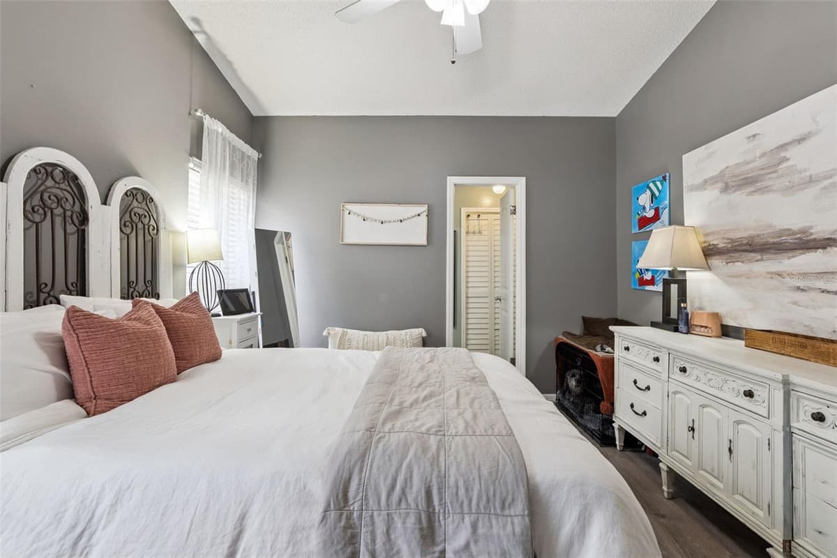 1552 COUGAR COURT — photo 9 of 20