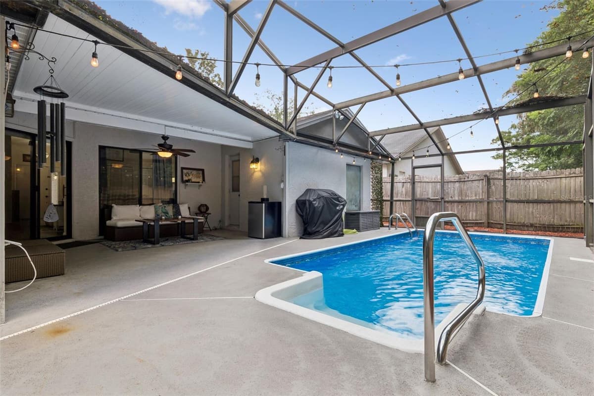 1552 COUGAR COURT — photo 17 of 20