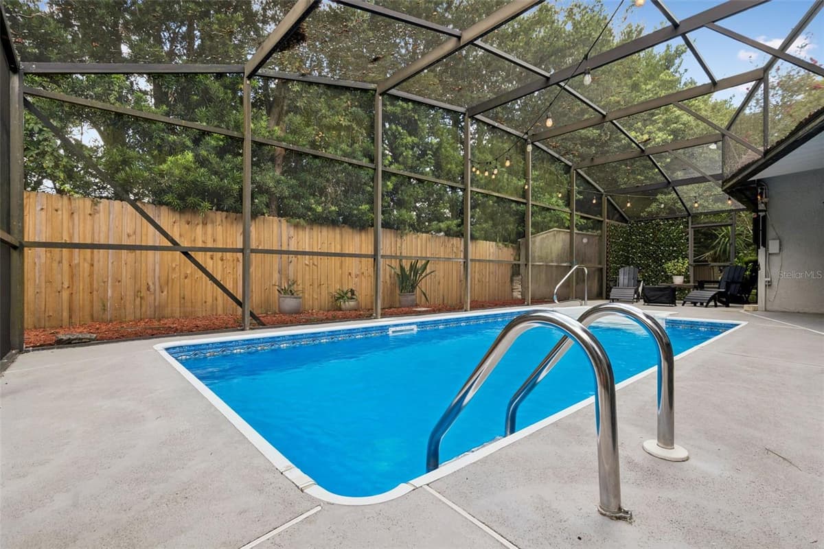 1552 COUGAR COURT — photo 18 of 20
