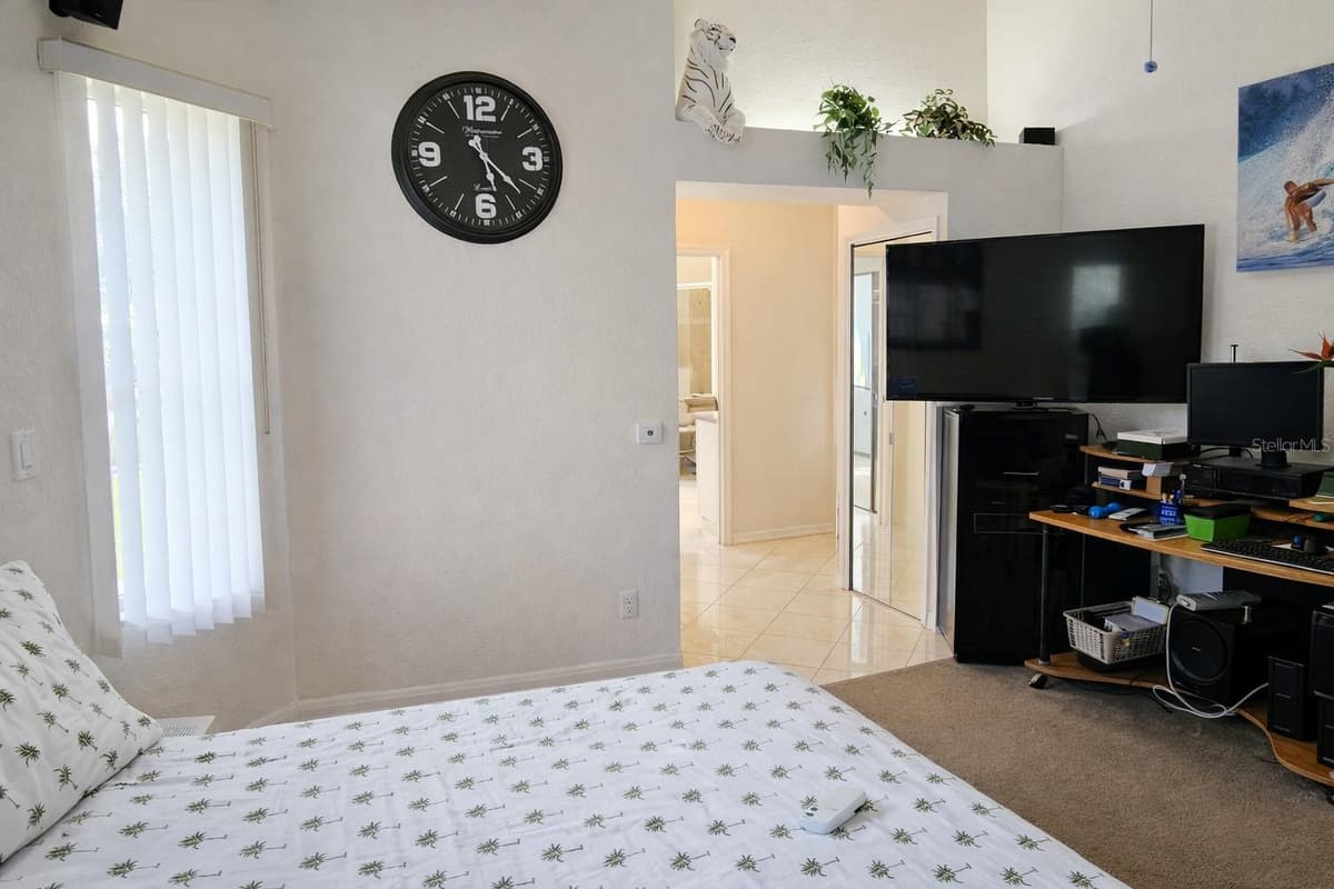 430 CARTAGENA STREET — photo 11 of 29