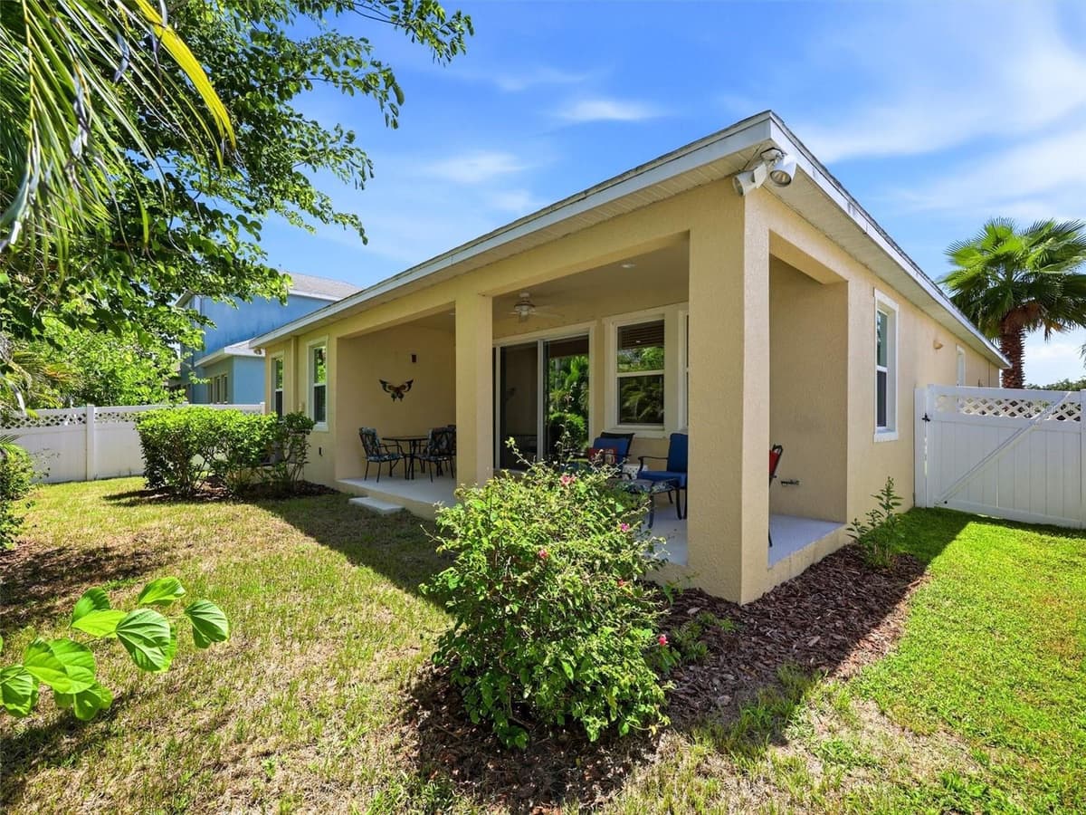 5133 ADMIRAL POINTE DRIVE — photo 33 of 64