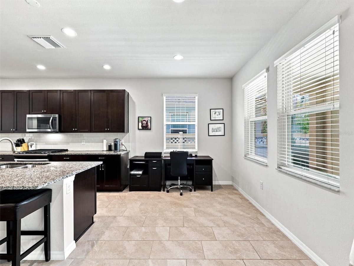 5133 ADMIRAL POINTE DRIVE — photo 14 of 64