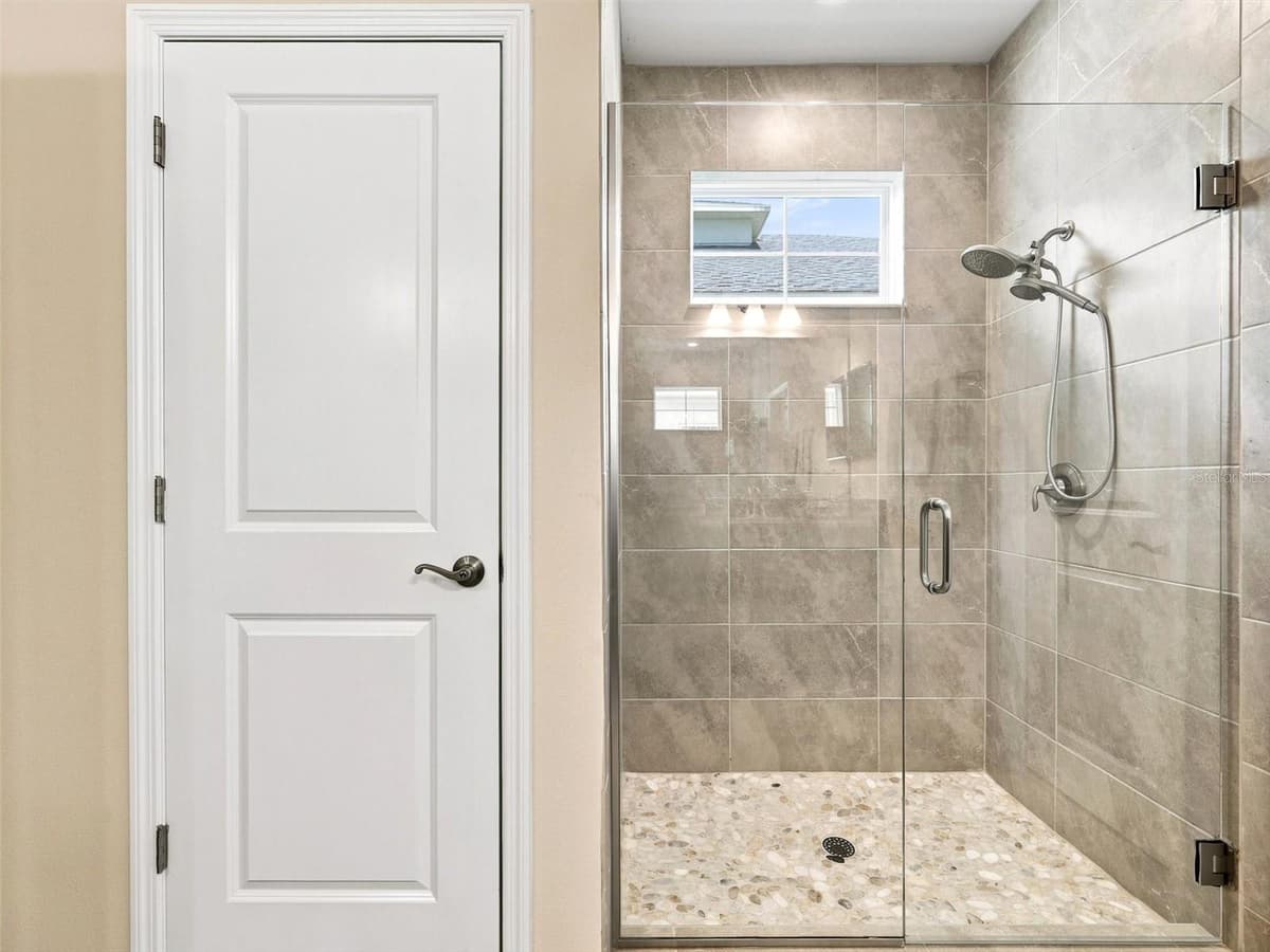 5133 ADMIRAL POINTE DRIVE — photo 24 of 64