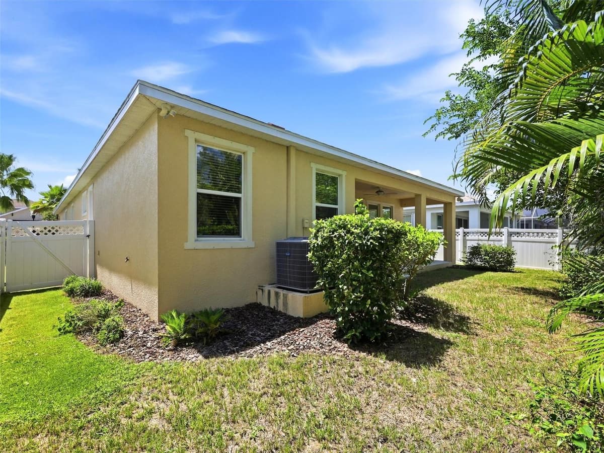 5133 ADMIRAL POINTE DRIVE — photo 34 of 64