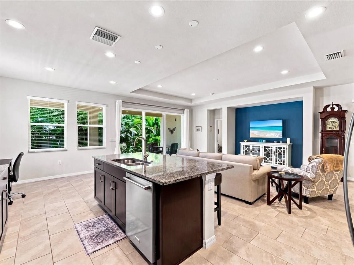 5133 ADMIRAL POINTE DRIVE — photo 17 of 64