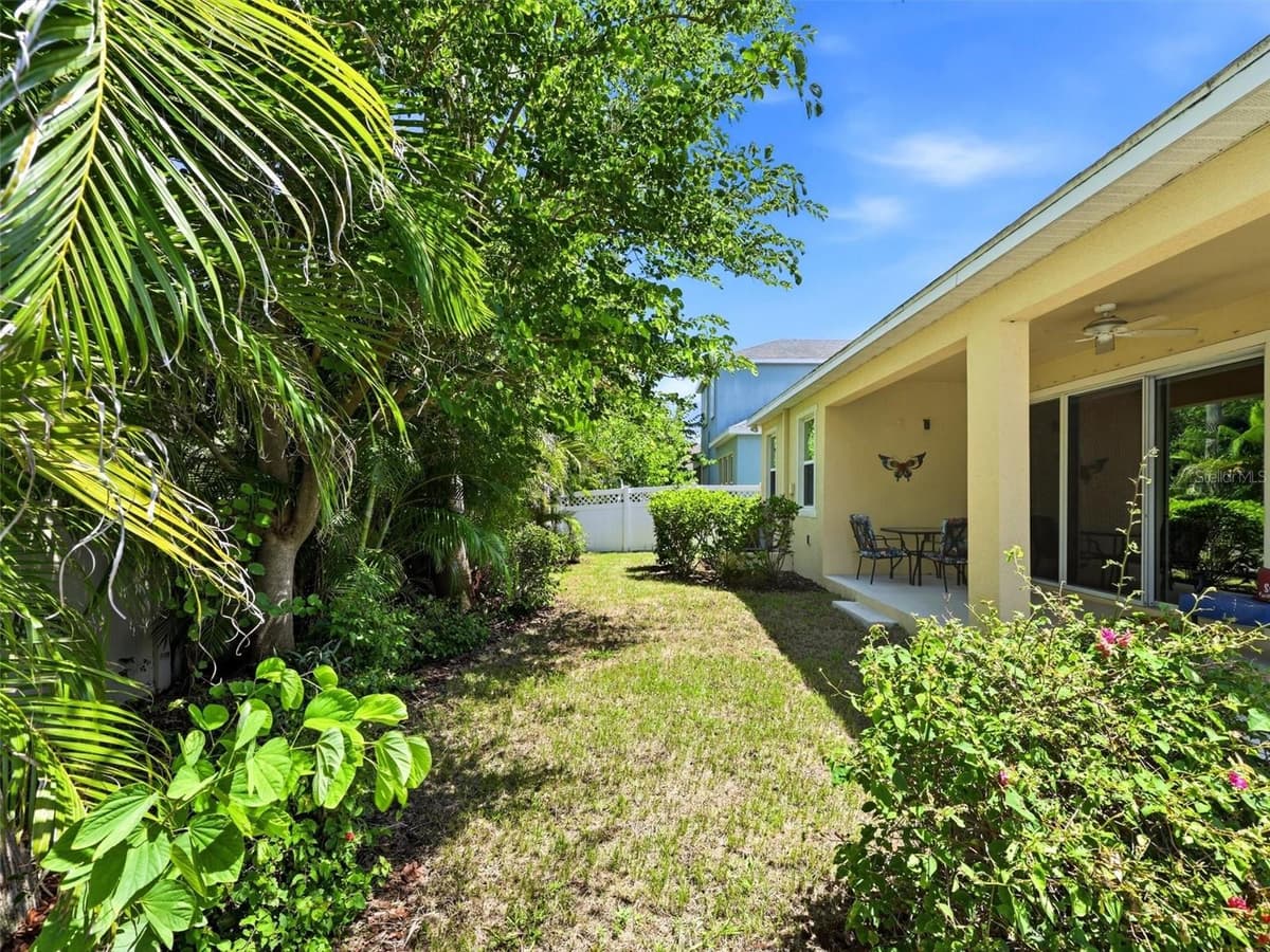 5133 ADMIRAL POINTE DRIVE — photo 32 of 64