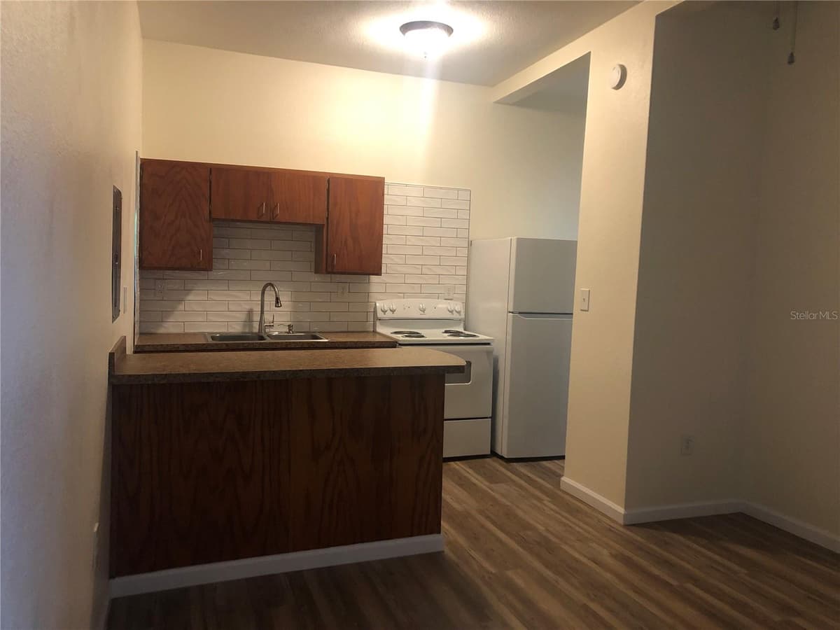 161 2ND AVENUE — photo 5 of 13