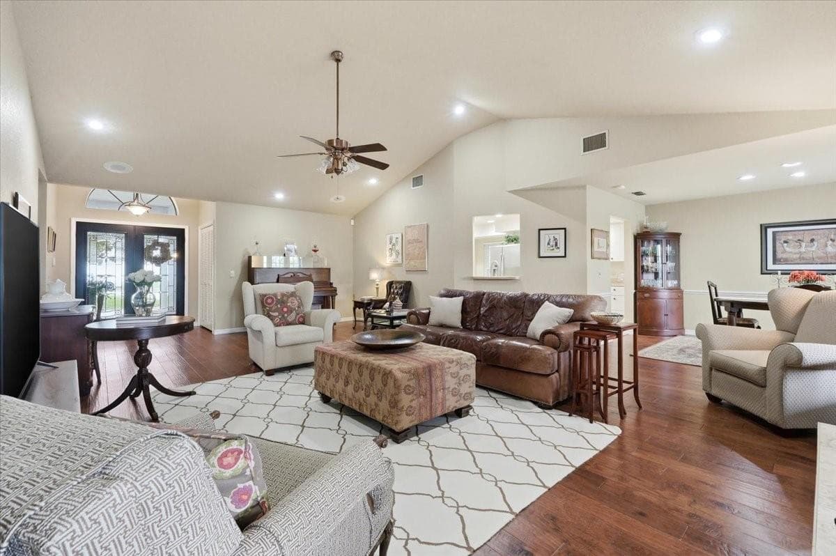 238 COLLEGE GROVE CIRCLE — photo 24 of 59