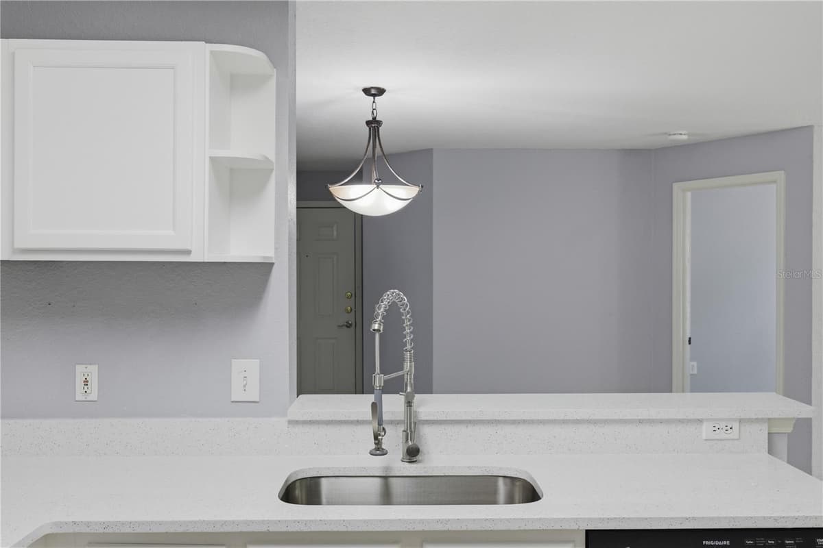 7605 PISSARRO DRIVE — photo 4 of 10