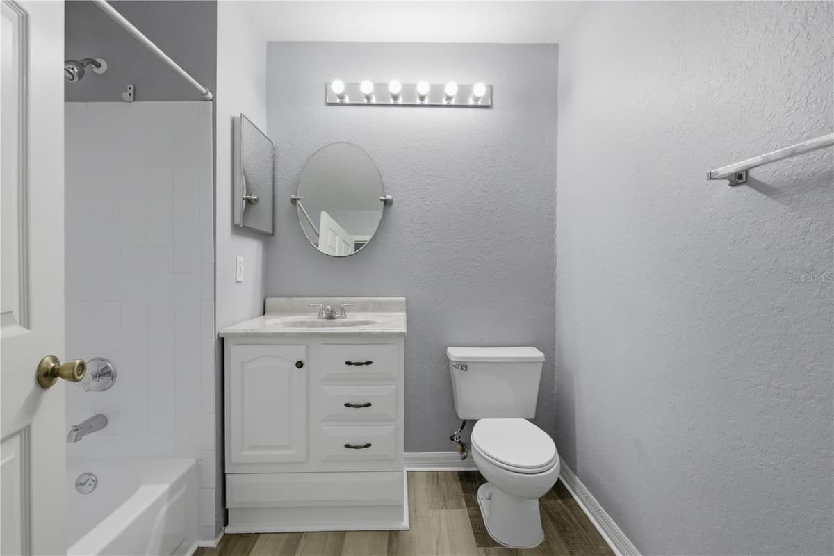 7605 PISSARRO DRIVE — photo 8 of 10
