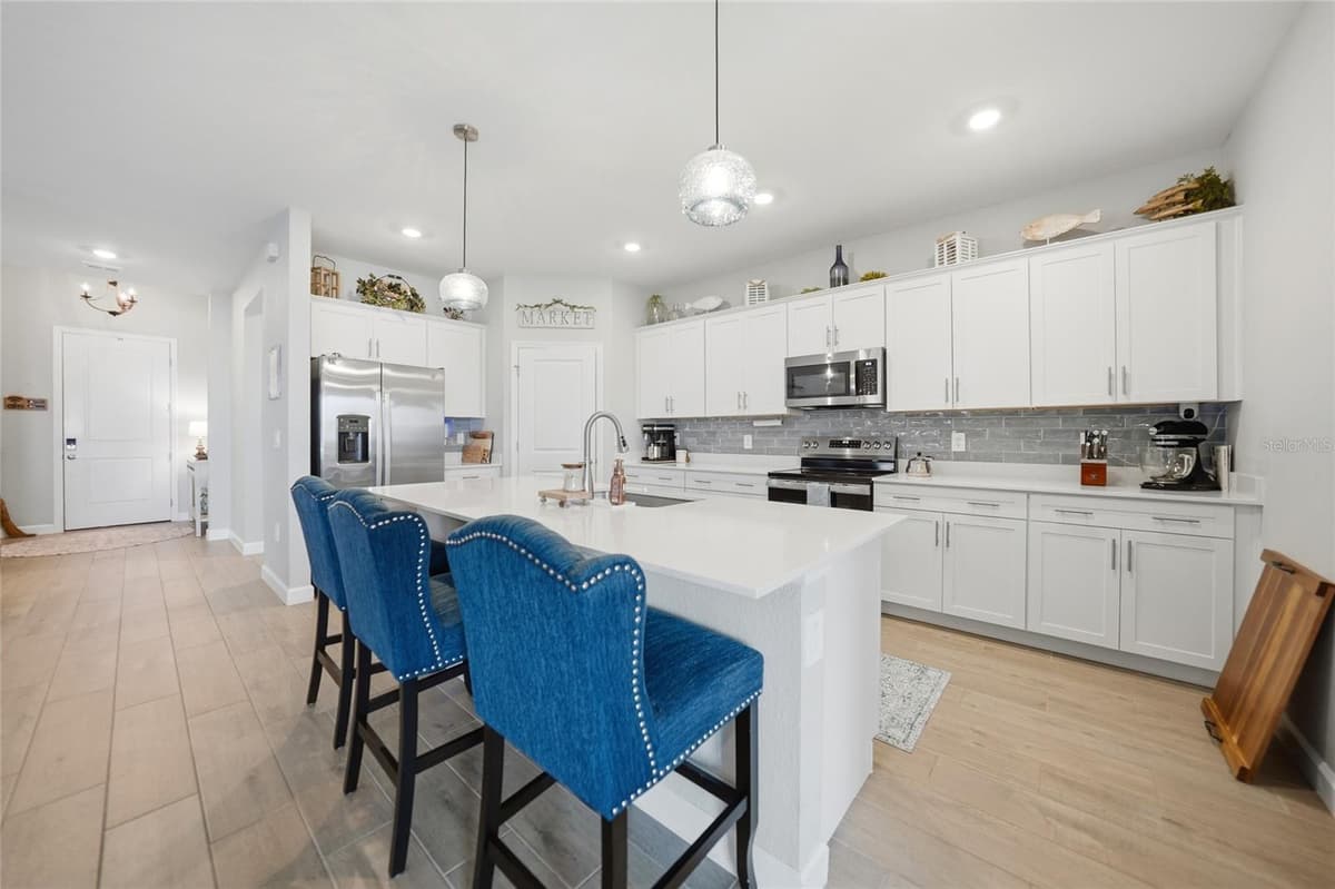 8268 SHORE LAKE DRIVE — photo 11 of 53