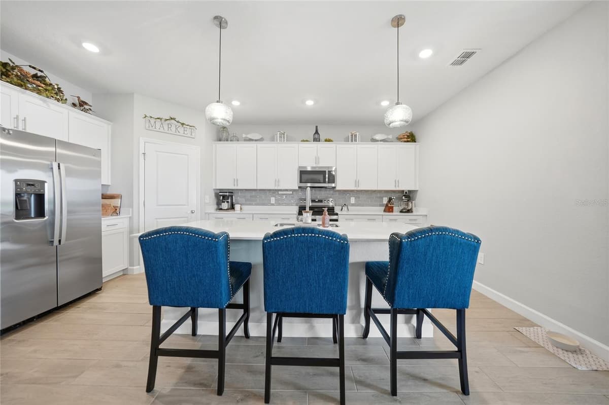 8268 SHORE LAKE DRIVE — photo 12 of 53