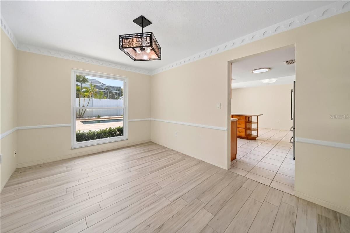230 TESSIER DRIVE — photo 11 of 38