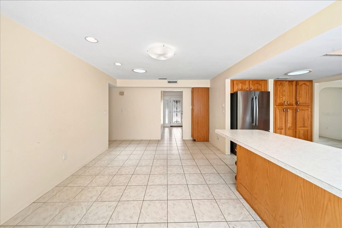 230 TESSIER DRIVE — photo 16 of 38