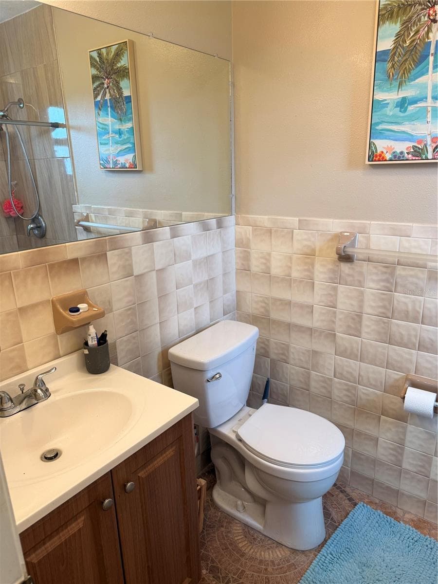 113 WHITE AVENUE — photo 20 of 26