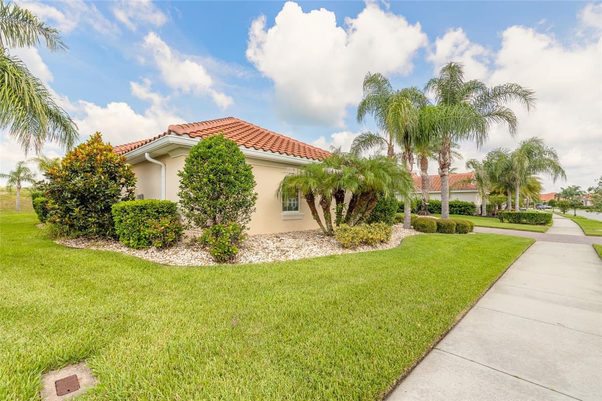 2909 ASCIANO COURT — photo 20 of 59