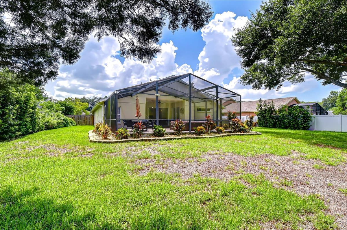 19707 ELLENDALE DRIVE — photo 47 of 64