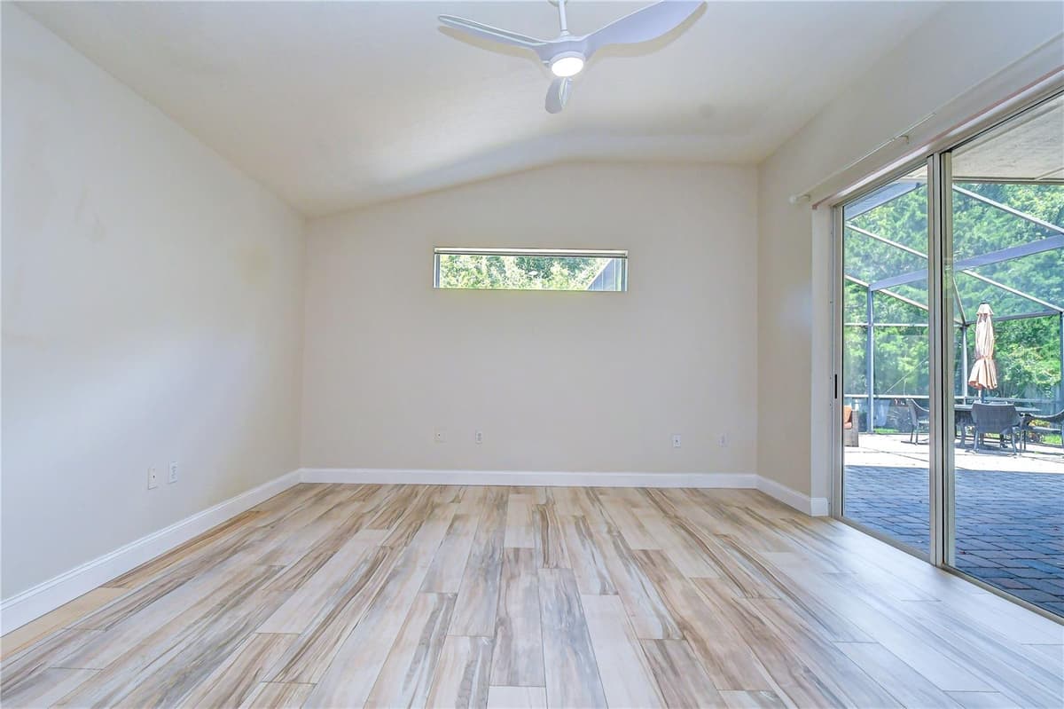19707 ELLENDALE DRIVE — photo 24 of 64