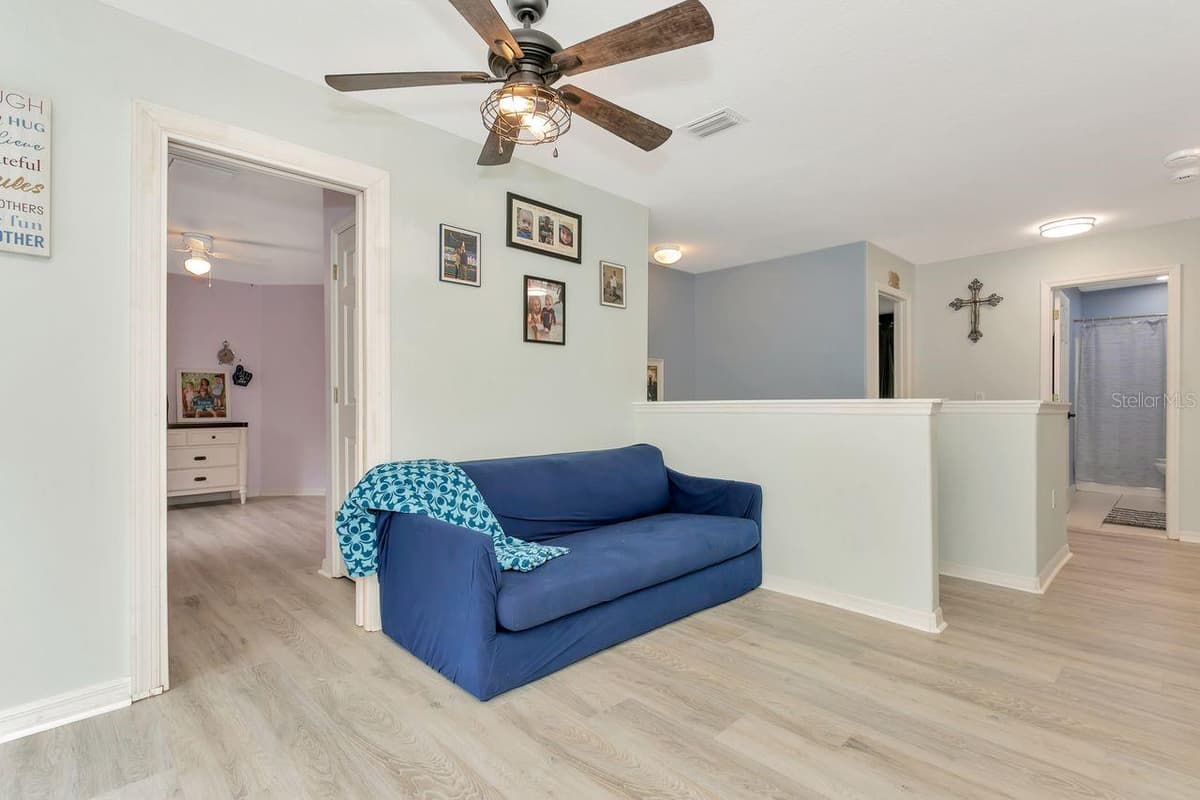 6818 WATERTON DRIVE — photo 15 of 67